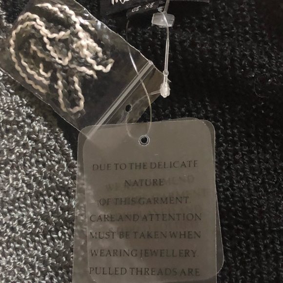 New Woman’s Marbel White/Gray/Black Sweater NWT - Picture 11 of 13